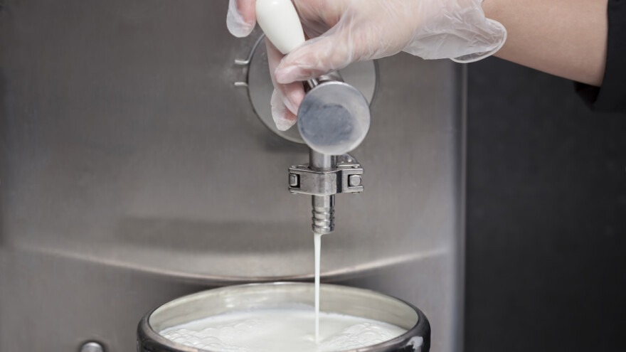 Jedna od globalno najvećih mljekarskih tvrtki ukida 1.800 radnih mjesta