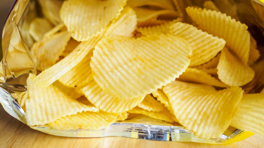 Inspekcija naredila uništavanje sporne serije čipsa u čačanskoj čipsari