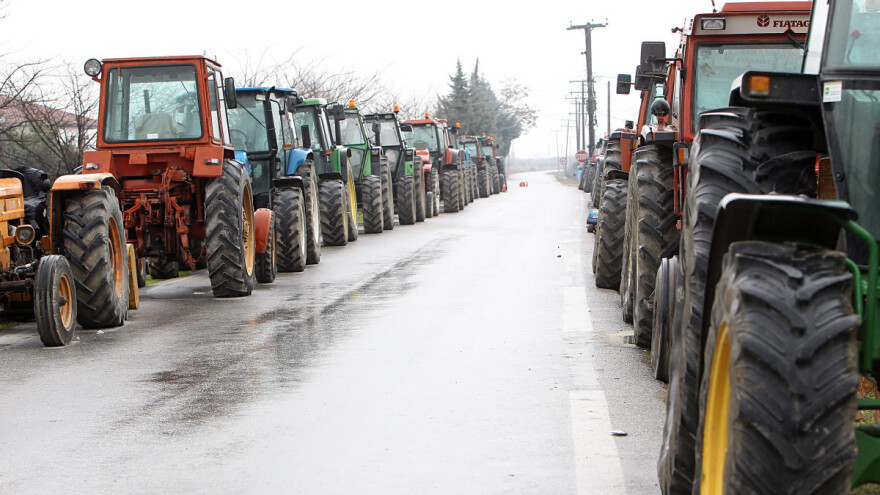 Na ulice izlaze i srpski poljoprivrednici - nagnale ih visoke cijene gnojiva i nafte