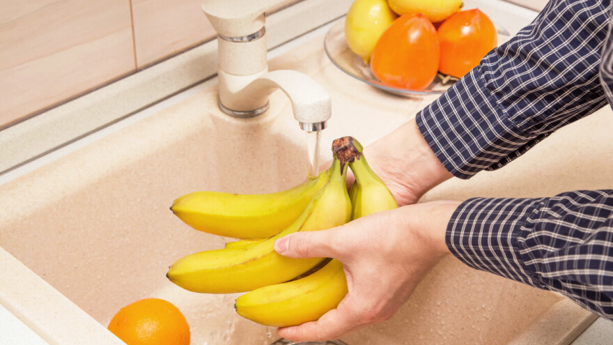 Banane je potrebno prati prije konzumacije?