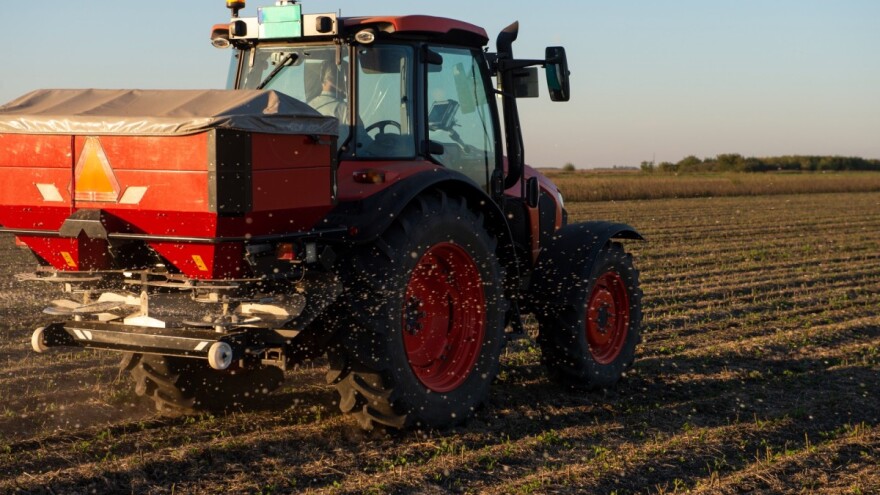 Dva miliona KM za nabavku đubriva - NPK, KAN i UREA