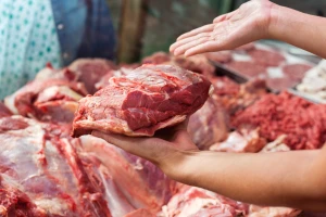 Za kilogram govedine neki su spremni da plate i do 5.400 dinara?