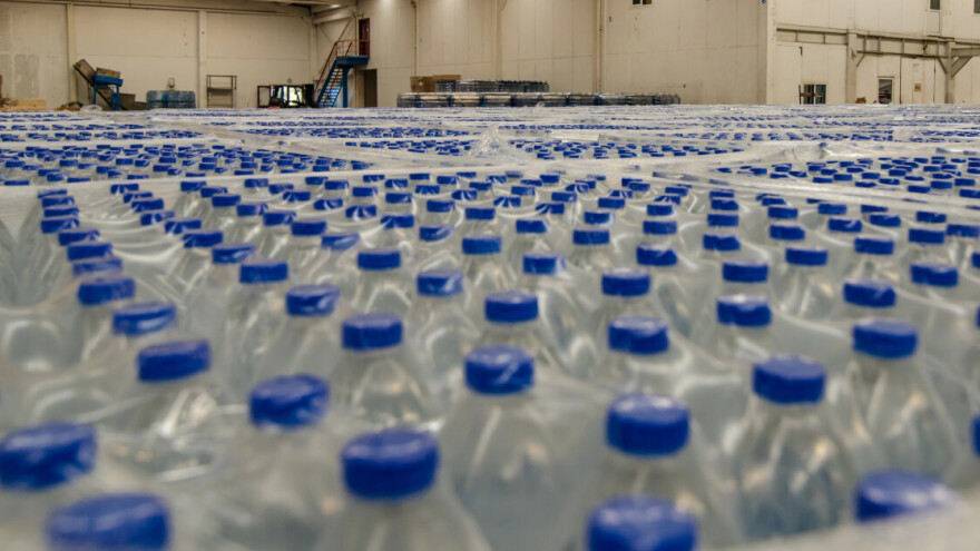 Oprez! Potvrđena prisutnost crnog taloga u vodi uvezenoj iz Hrvatske