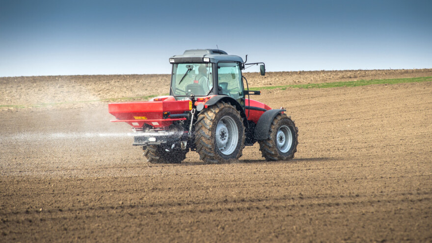 Kako će BiH nabaviti 150.000 tona đubriva - dva kanala