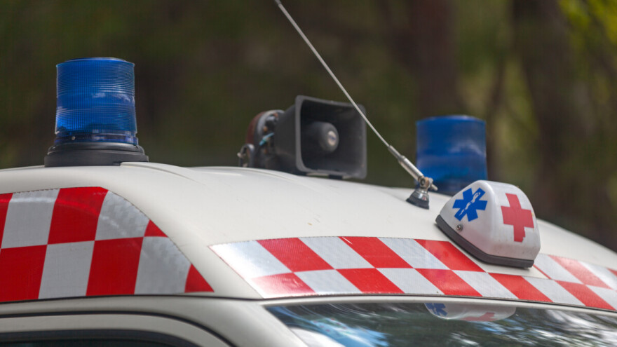 Četrdesetosmogodišnjak zadobio teške tjelesne ozljede prilikom popravljanja traktora