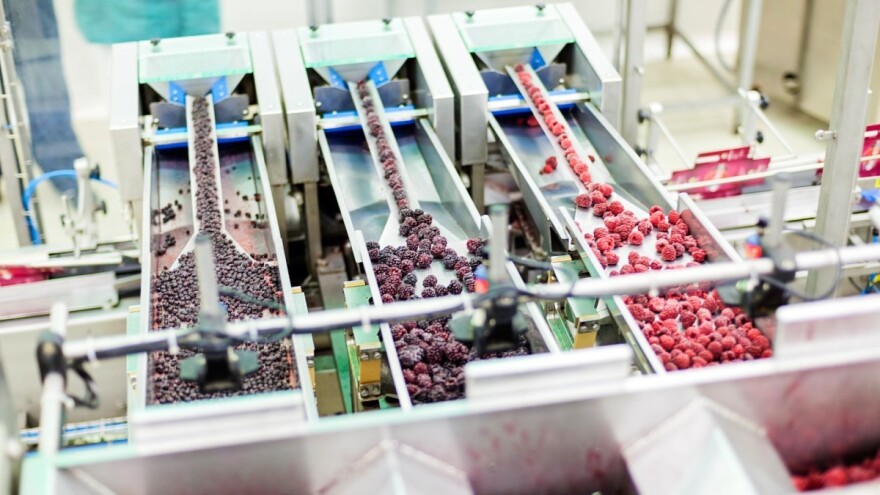 Produženi rokovi prijava na tri poziva za podršku poljoprivrednicima