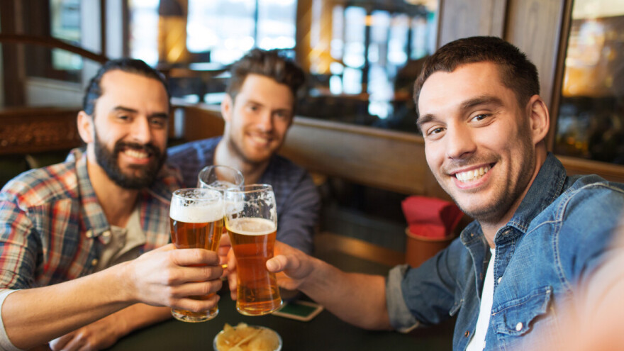 Tjedno pojedemo pet grama plastike? Ima je i u pivu!