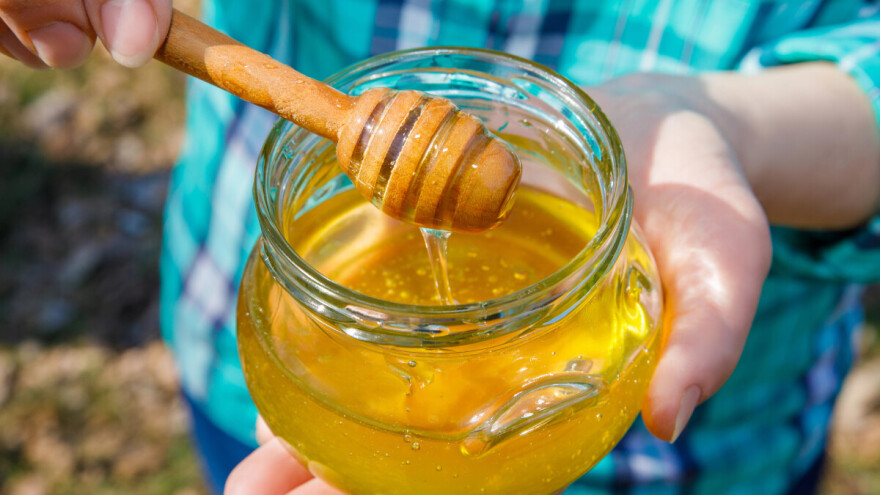 Opasan "med za potenciju" na tržištu Evrope, kako prepoznati falsifikate meda?