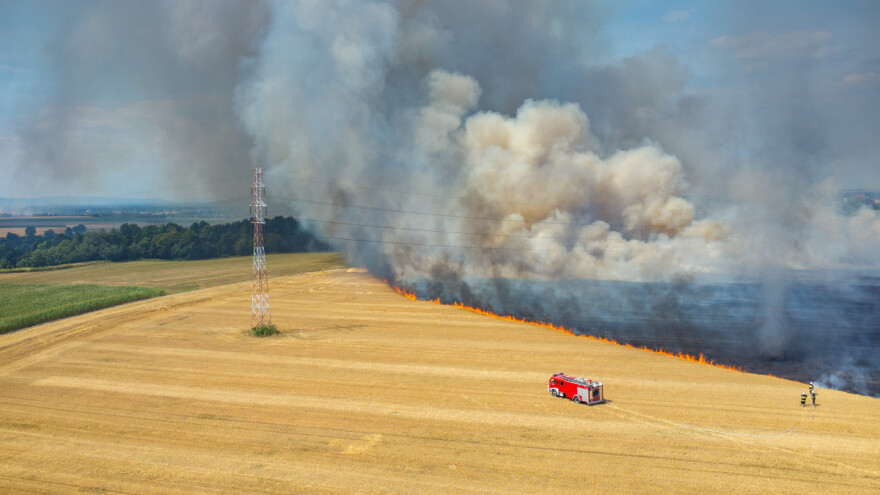 Iskrenje iz kombajna uzrokovalo požar - izgorjelo 14 hektara ječma?