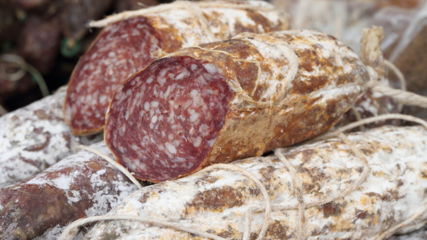 S tržišta se povlače dvije salame domaćeg proizvođača