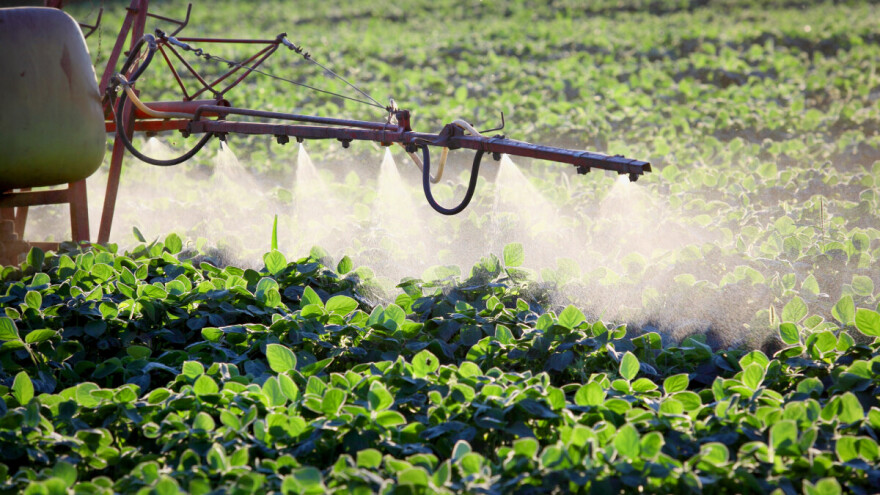 Više od četvrtine pesticida koji se koriste u SAD-u, u Europskoj su uniji zabranjeni