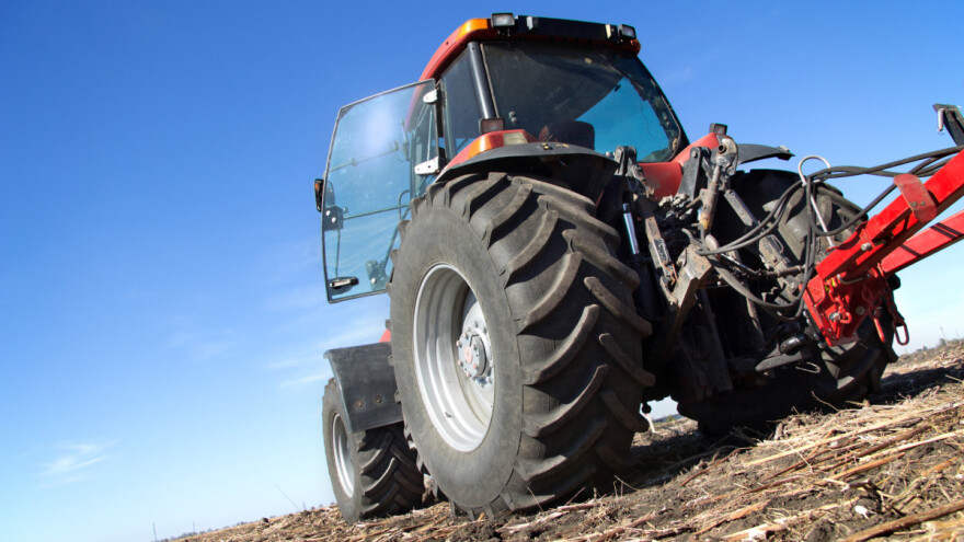 Kupio traktor preko Facebooka pa ostao bez novca