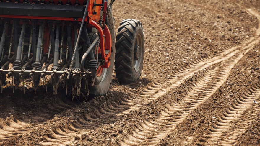 Poginuo vozač traktora