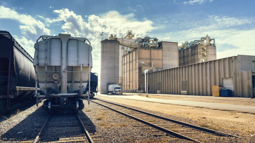 Rusija dogovara trgovačke koridore sa islamskim zemljama i traži izvozne kvote i carine od EAEU