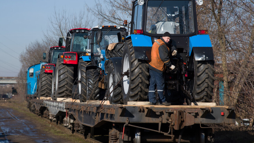 Rusija zavisi od uvoza poljoprivrednih mašina i komponenti za njihovu proizvodnju?