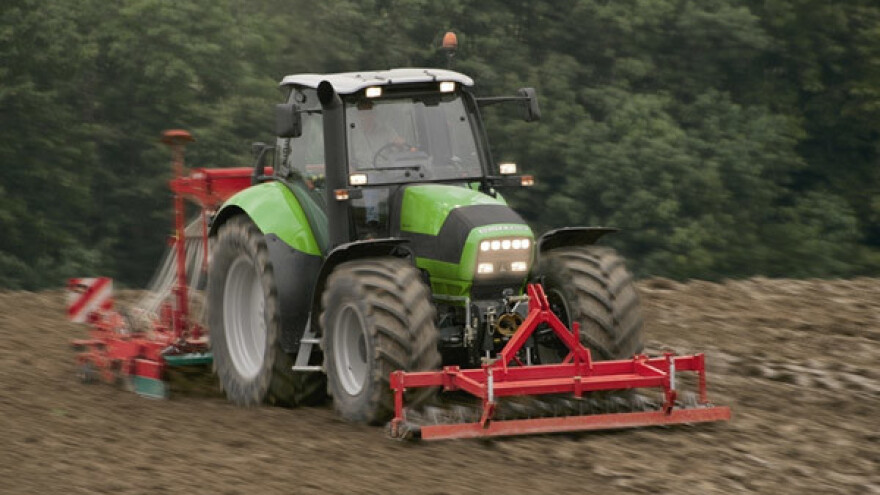 Traktor Deutz-Fahr Agrotron M