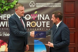 Mostar predao titulu Europskog grada/regije vina "Dionisio" Osječko-baranjskoj županiji