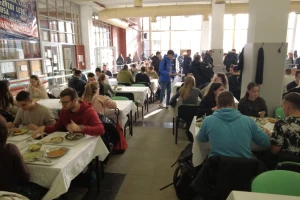 Otišli iz sela u grad na studiranje, da bi na kraju u menzi jeli - šta?