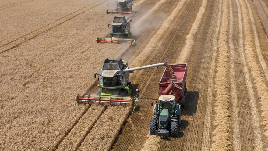 Kakav je iz zraka pogled na Slavoniju, Baranju i Srijem - priča fotomonografija Marka Mrkonjića
