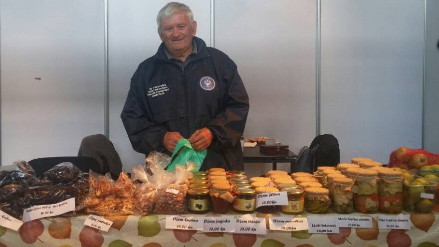 Obrađuju 15 ha voćnjaka, urod će plasirati u Podravku