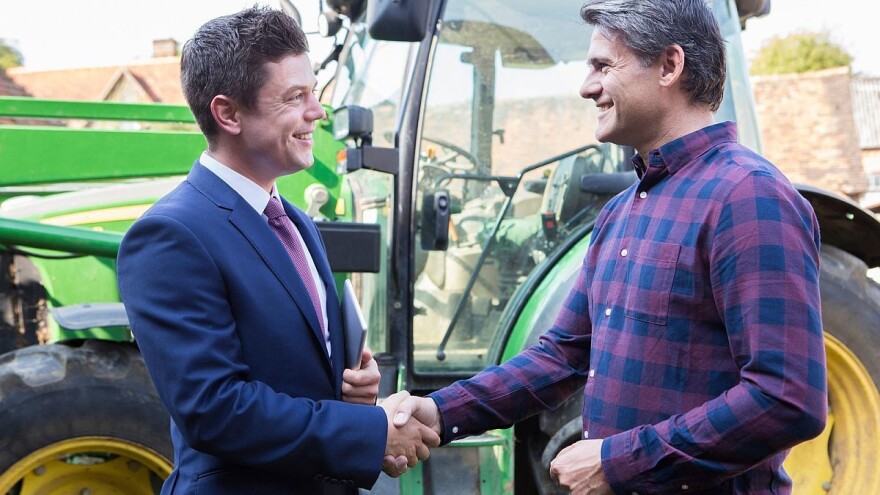 Konkurs za podršku mladim poljoprivrednicima i ulaganje u biljnu i stočarsku proizvodnju