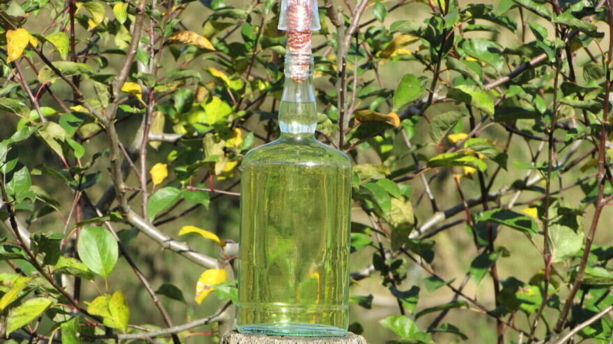 Ukrali 100 litara rakije - brzo su lišeni slobode