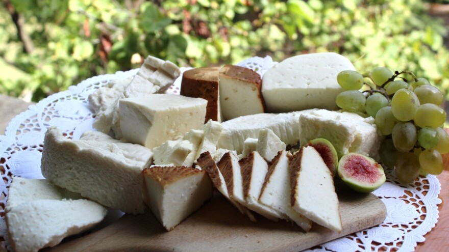 FAZ najavio: Vrijeme je da saznamo ko ima najbolji sir, ali i kako se pravi