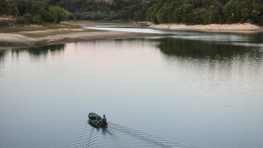 Garaško jezero nije poribljeno već dve godine!