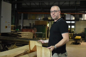 Iz studentskih klupa na posao u tvornicu furnira - raste drvna industrija u Slavoniji