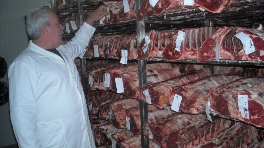 Mesara iz Jakova kreće u izvoz junećeg starenog mesa