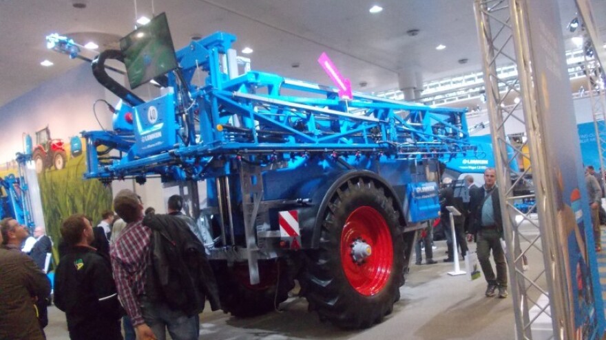 Uzburkalo se tržište samohodnih prskalica