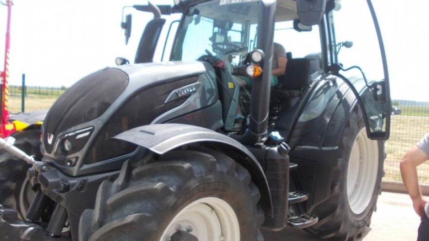 Valtra N 134 Verso s respektabilnom opremom