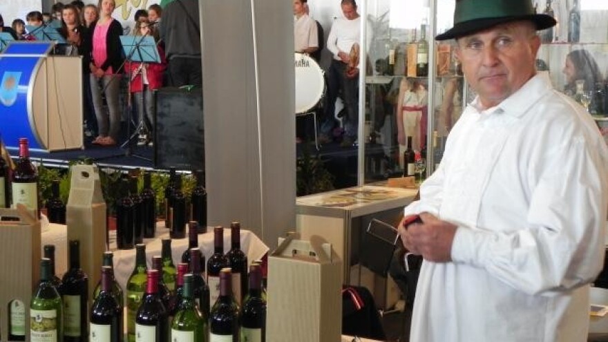 Predstavite se na 6. Agro arci