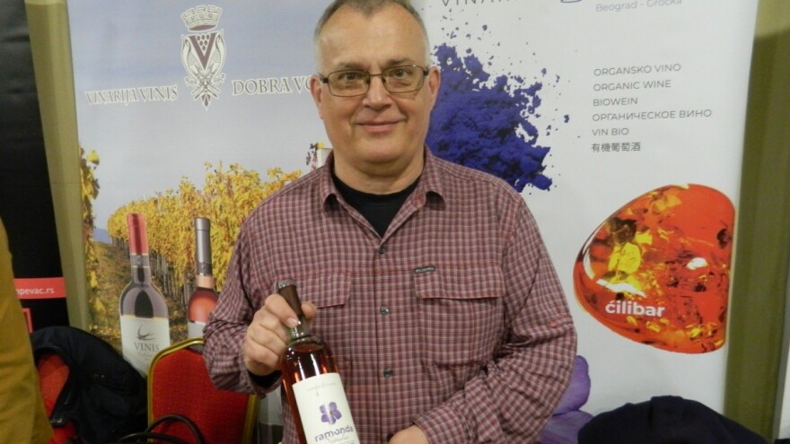 Ekonomista pravi organska vina za probirljive kupce