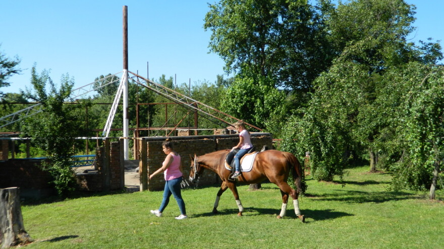 Nebesko brdo kod Ćuprije otvoreno za turiste i ljubitelje konjičkog sporta i streličarstva