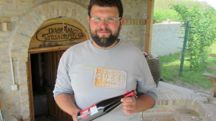 Proizvodnja kupinovog vina u Kupiniku