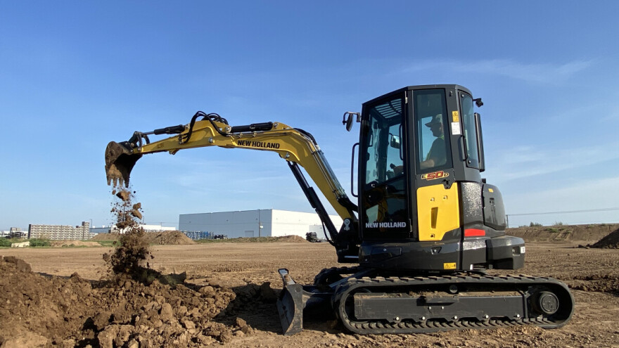 New Holland Construction predstavio dva mini-bagera serije D