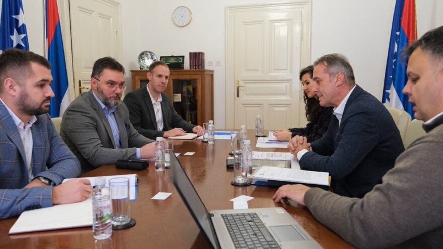 Ministar Košarac sa predstavnicima Privredne komore FBiH - o peletu i nafti