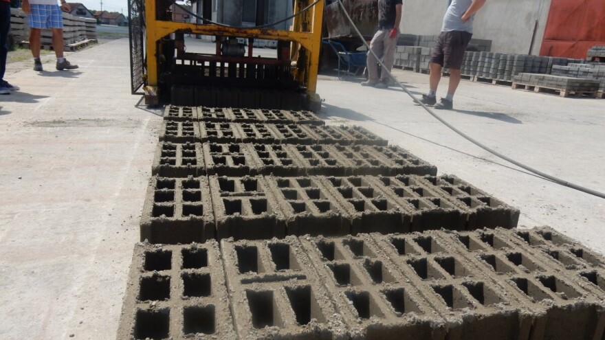 Pepeo žetvenih ostataka u građevinarstvu - idealna zamjena za cement