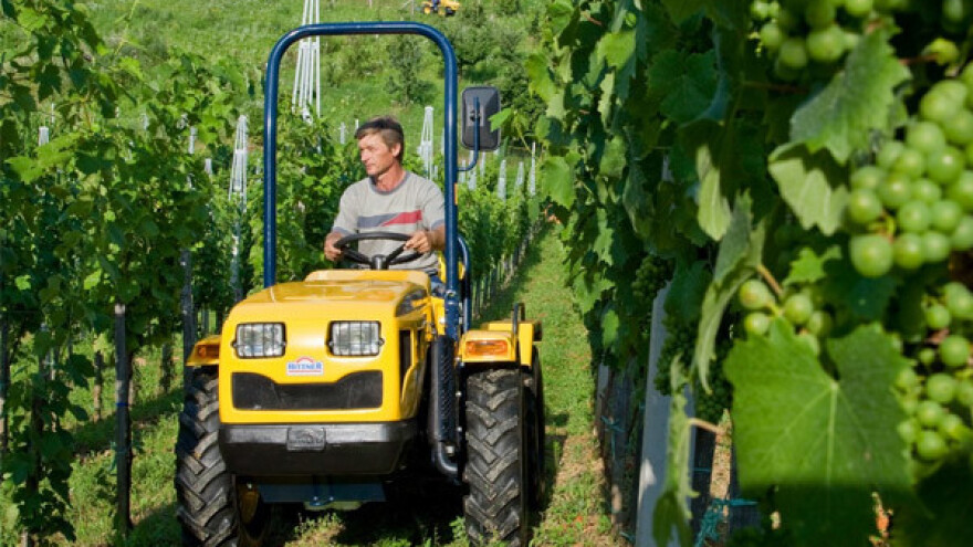 Traktor Hittner Ecotrac 21