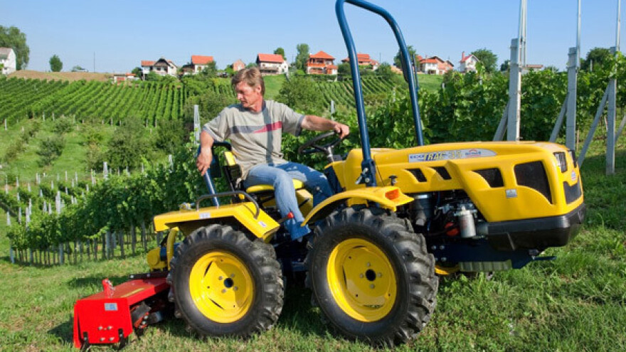 Traktor Hittner Ecotrac 30