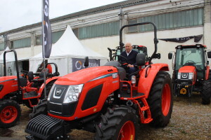 Potražnja za Kioti traktorima ne jenjava, evo zašto je tražen RX7330 bez kabine