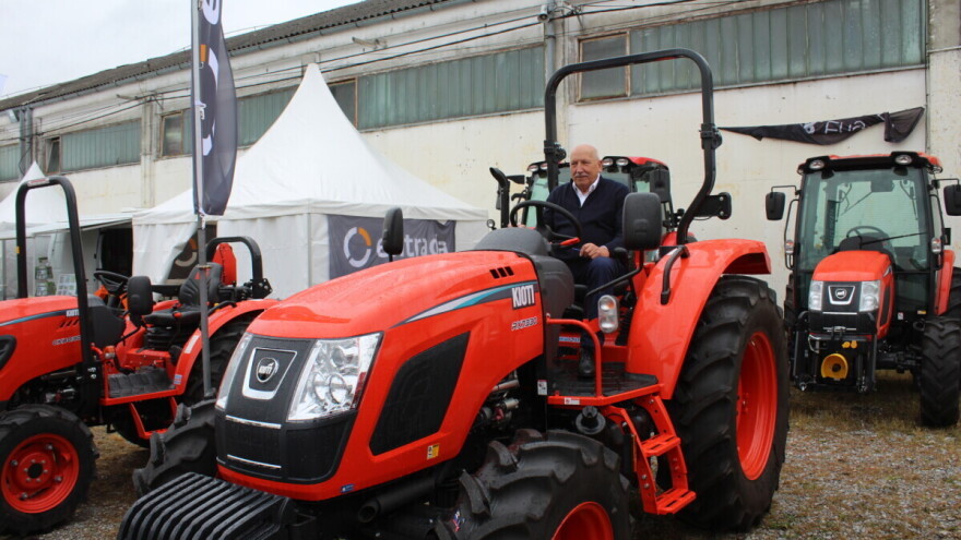 Potražnja za Kioti traktorima ne jenjava, evo zašto je tražen RX7330 bez kabine