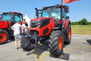 Veliko zanimanje slavonskih poljoprivrednika za Kioti traktore