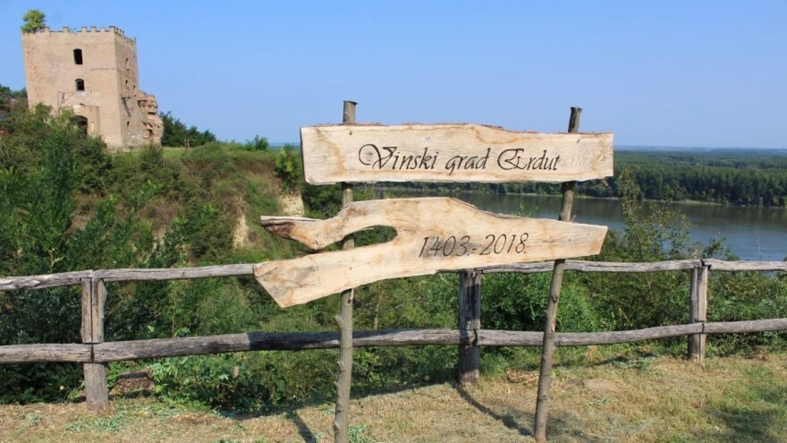 U Slavoniji i hrvatskom Podunavlju razviti vinske destinacije po uzoru na mađarski Villany