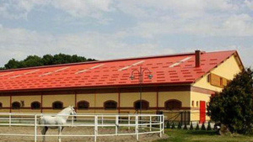 Đakovačka zatvorena jahaonica označila početak rada