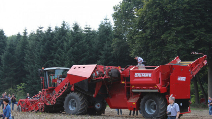 Nikad jednostavnije vađenje krumpira uz Grimme strojeve