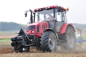 Traktor Farmer F5