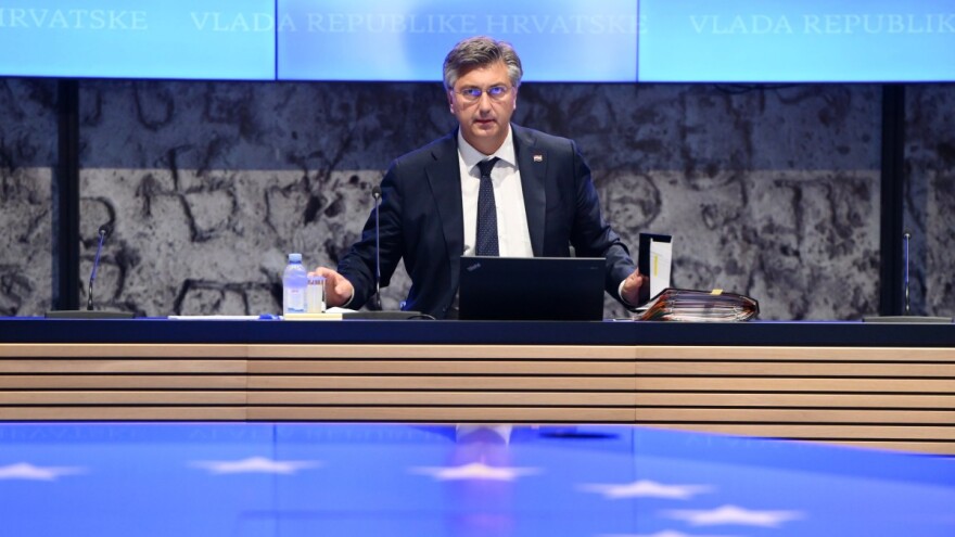 Carsko meso ispalo, na popisu proizvoda s ograničenim cijenama hrenovke, špageti, grah...