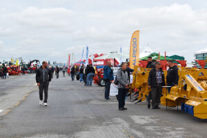 Bliži se 9. Farm Show Osijek - najavljena i utrka traktora!
